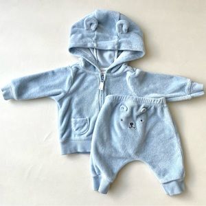 Carter’s Terry Cotton Blend Bear Hoodie & Pants size Newborn